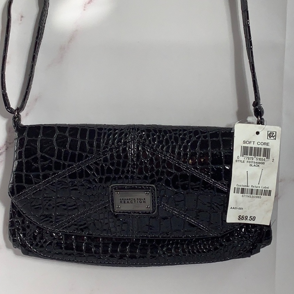NWOT - Kenneth Cole - Crossbody